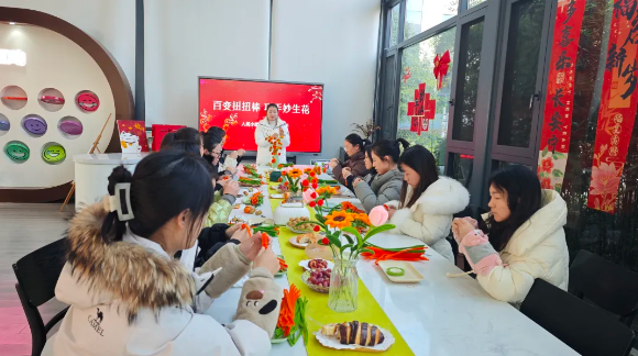 百變扭扭棒，巧手妙生花——紫鑫生物開(kāi)展冬至主題活動(dòng)